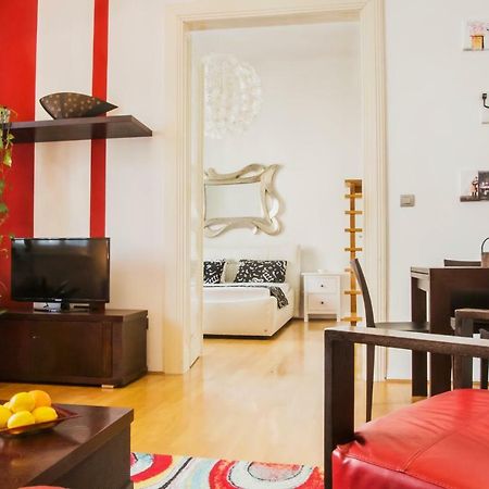 Rudjer Apartment, City Center, 2Br, Spacious زغرب المظهر الخارجي الصورة